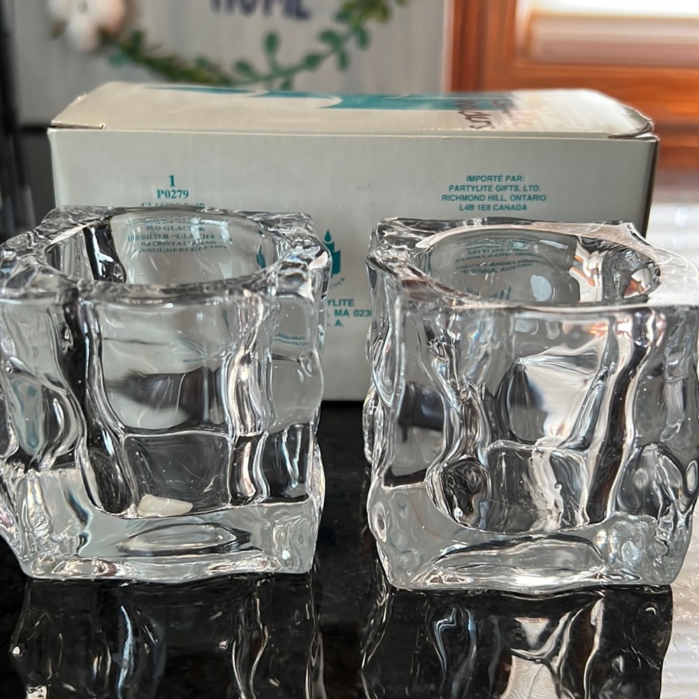 Partylite Glacier Pair